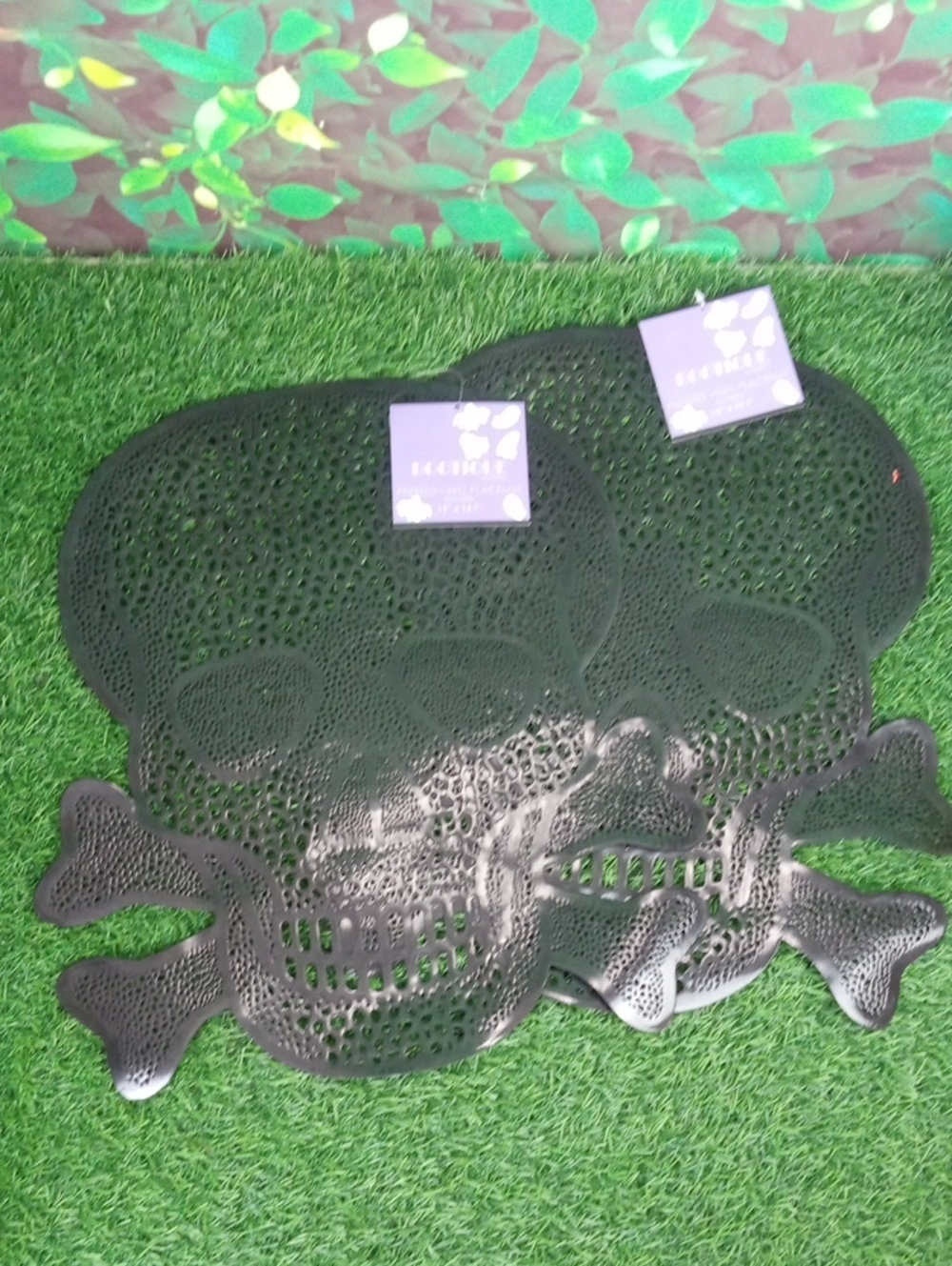 👻 Bootique Black Skull & Crossbones Placemat